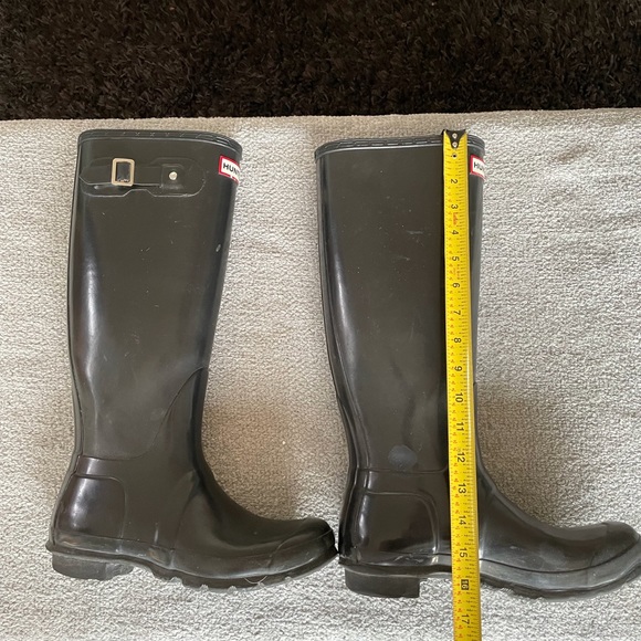 Hunter Classic Rain Boots - Picture 4 of 14